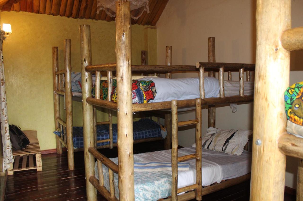 Elite Backpackers Services Masaka Eksteriør billede