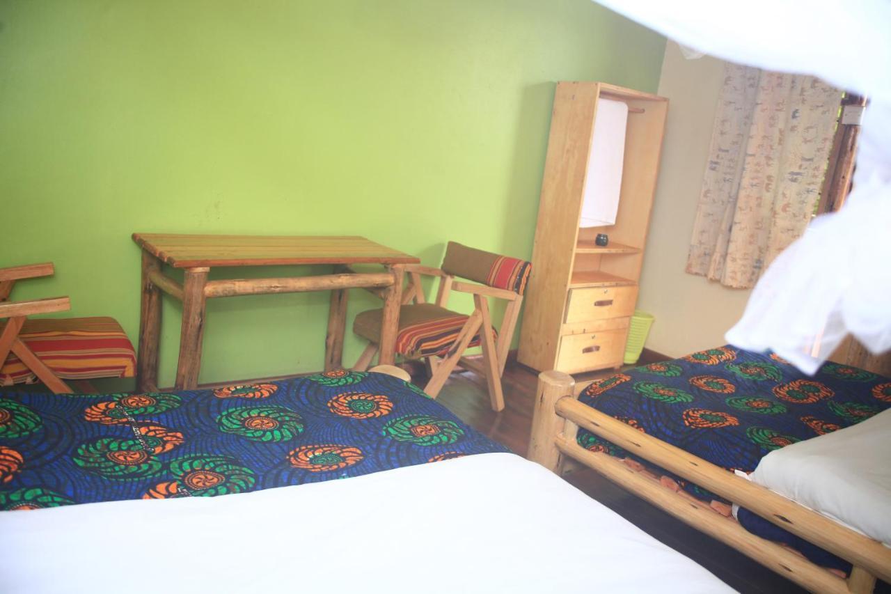 Elite Backpackers Services Masaka Eksteriør billede